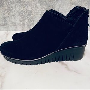 The Flexx Milky Way Wedge Black Suede Bootie 7.5M